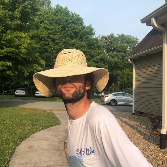 Floppy beach hat - Picture 6 of 6